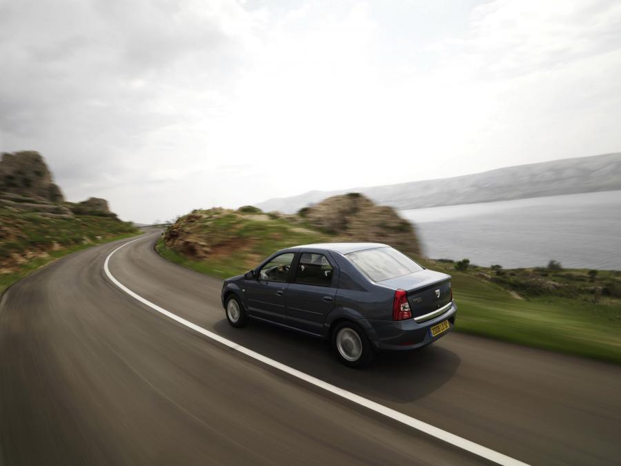  Dacia Logan 2008 года  (фото 29 из 81)